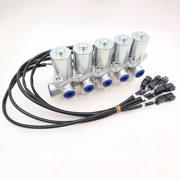 PC650-8 PC700LC-8E0 SOLENOID VALVE ASSEMBLY 21M6031210 21M-60-31210
