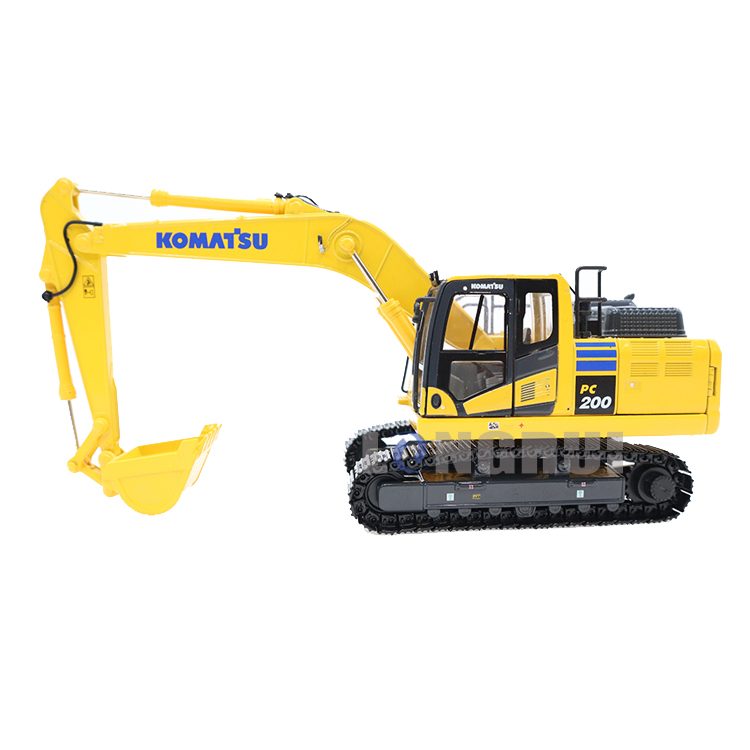 1:43 KOMATSU PC200-11MO Real Replicas